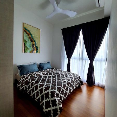 The Glass Homestay Πουτρατζάγια Δωμάτιο φωτογραφία
