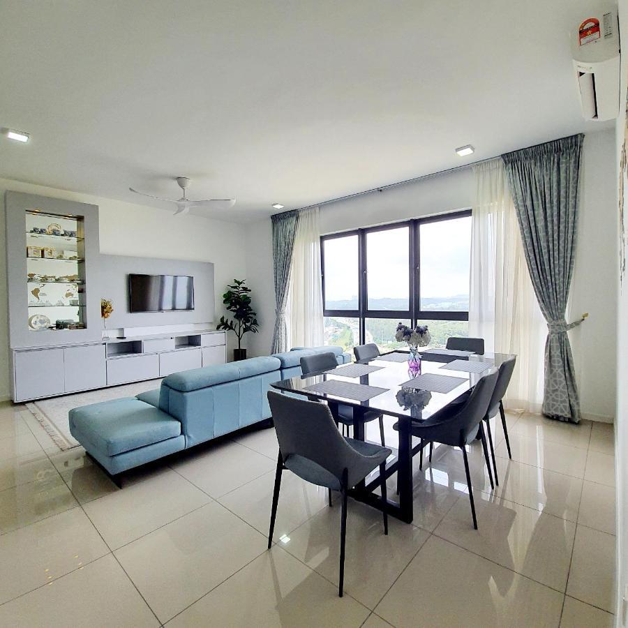 The Glass Homestay Πουτρατζάγια Εξωτερικό φωτογραφία
